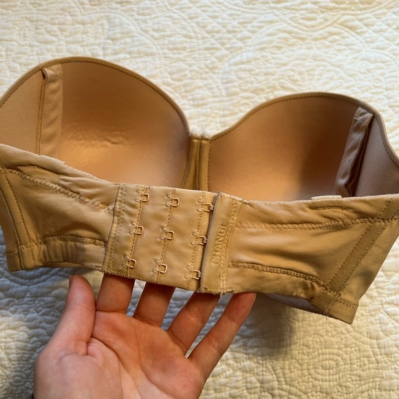 CHANGE Lingerie Strapless Nude Beige Full Moulded Cup Bra - Picture 5 of 5